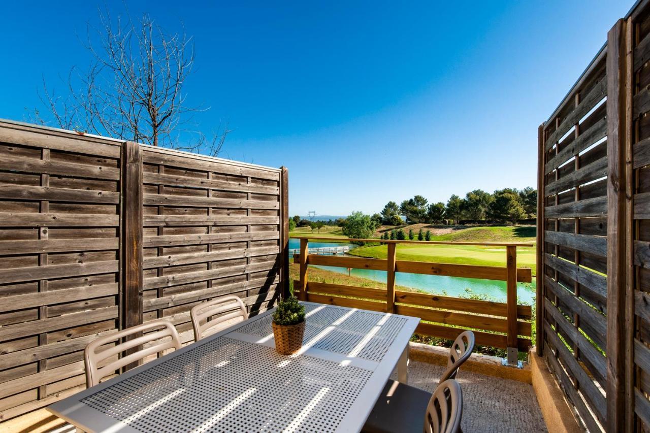 La Cabre D'Or - Duplex Avec Piscine Partagee Apartment Cabries Bagian luar foto